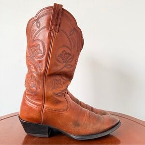 ARIAT Women’s Heritage Round Toe Western Cowboy Boots | US 8